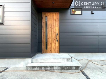 ���̑����n �����T���̂������E���v�]�E������ȂǁA���Ȃ�ƕ��ЃX�^�b�t�܂ł��\���t�����������I�s���Y�Ɋւ��邱�ƂȂ�A�ǂ̂悤�Ȃ��Ƃł����S���ӑΉ������Ē����܂��B
