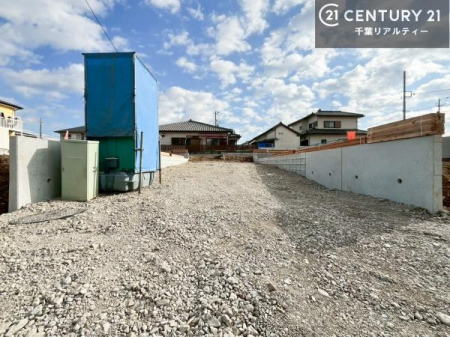 ���ԏ� ���ԃX�y�[�X��2�䕪����܂��I�Z�J���h�J�[�͂������A�o�C�N�⎩�]�ԂȂǂ��u���ꏊ�ɍ���܂���B