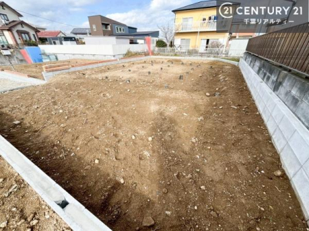 ���̑����n ���݌��z���B������͖��邭�J���I�ȃ��r���O��ŐV�ݔ��̃L�b�`���Ȃǉ��K�ȋ�Ԃ��L����܂��B�����������炱���g�V������炵�h�ւ̊��҂����܂�Z�܂��B�����������Ȃ����z���̗l�q���K���ł��B