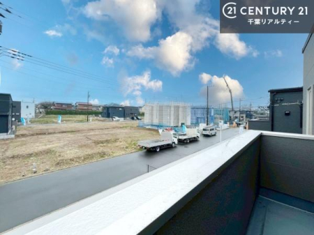 �Z�˂���̒��]�ʐ^ ������������Z��X�ł��I���͂ɂ͍����������Ȃ��A�󂪍L���J����������A�z�������傫���Ղ��邱�Ƃ�����܂���I�C�����̗ǂ������ʂ蔲����X���݂ł��I�y���n���w��J�Ò��z