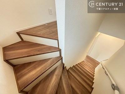 ���̑����� �y���d�l�z�K�i�͖��邭�萠������Ă��܂��B���q�l�₲�N�z�̕������S���Ă����p�����܂��ˁB