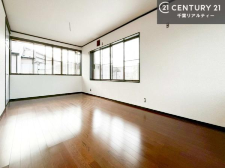 �m�� 2�ʍ̌����m�ۂ������邢�����́A���ʂ����ǂ��A���邭��ϋ��S�n�̗ǂ���ԂƂȂ��Ă���܂��B�����b�N�X���ĉ߂�����S�n�̗ǂ��������ł��I���̖ڊo�߂��X�b�L�����܂��ˁI