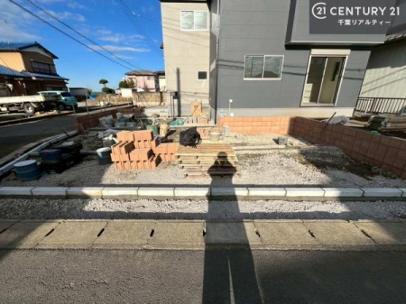 ���ԏ� ���ԃX�y�[�X��2�䕪����܂��I�Z�J���h�J�[�͂������A�o�C�N�⎩�]�ԂȂǂ��u���ꏊ�ɍ���܂���B