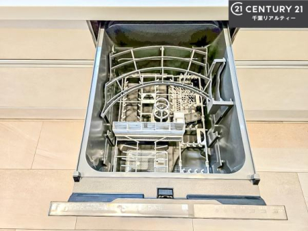 �L�b�`�� �H��@�t���I�Z��������~��͎�r��h�~�Ƃ��đ劈�􂵂܂��I�r���g�C���d�l�Ȃ̂ŁA�ꏊ����炸�����X�y�[�X���L���g���Ď�ۂ悭��Ƃ��o���܂��I