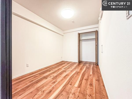 �m�� ���邭���ʂ��̗ǂ������ł��B�u�V���v���v�Ƀf�U�C�����ꂽ�����B���R�x�������̂ŉƋ�⃌�C�A�E�g�ł��D�݂̋�Ԃ�n��グ���܂��B