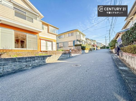 �O�ʓ��H�܂ތ��n�ʐ^ ���ӊ���A���q�l�̂���]�ɍ������������ꏏ�ɂ��ē���v���܂��B�Z��[���A�h�o�C�U�[�ɂ�邲���k������܂��B���Ђ͂��₢���킹�ɑ��Ή����܂��I���҂������܂���I