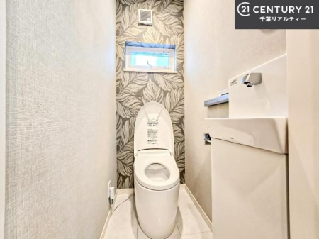 �g�C�� �������֍��ɂ��A�~��͕֍����g�����ł���̂ŗ₽���֍��ɍ��炸�ɍςފ������d�l�ł��I