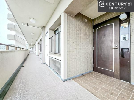 ���̑� �u���̕����C�ɂȂ�I�v�u�������Ăǂ�ȏ��H�v�u�����Əڂ����m�肽���I�v�Ǝv������A���C�y�ɂ����k���������B