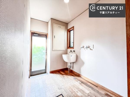 ���r���O�ȊO�̋��� ���[�e�B���e�B�[�X�y�[�X�t���I����@�u�������[�X�y�[�X�Ƃ��Đ����ɖ𗧂X�y�[�X�I���񌻒n�ɂĂ��m���߂��������I