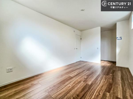 ���r���O�ȊO�̋��� �V���v���Ƀf�U�C������Ă��邽�߁A�Ƌ��I�т܂���I
���C�ɓ���̉Ƌ��u���Ă��낰���Ԃ���邱�Ƃ��ł��܂��B