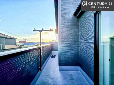 �o���R�j�[ �z������ǍD�ȃo���R�j�[�ł��I���ꂽ���ɂ͐�������n����J���I�Ȏ��Ԃ��y���߂܂��B