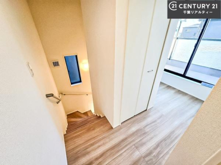 ���̑����� �K�i�͖��邭�萠������Ă��܂��B���q�l�₲�N�z�̕������S���Ă����p�����܂��ˁB