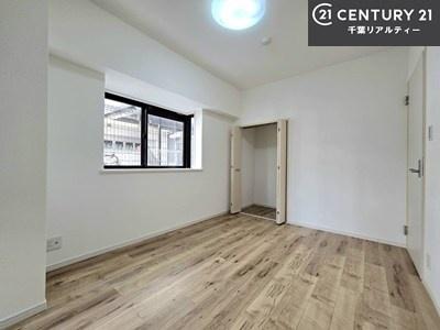 �m�� �V���v���Ƀf�U�C������Ă��邽�߁A�Ƌ��I�т܂���I
���C�ɓ���̉Ƌ��u���Ă��낰���Ԃ���邱�Ƃ��ł��܂��B