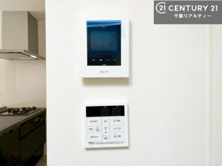 �����\�z�}(����) TV���j�^�[�t���C���^�[�z���ł��q�l�̂�����Ԓ��Ȃǂ����S�ł��ˁB�{�^���ЂƂł����C�̏������ƂƂ̂��I�I�[�g�o�X���B�i���d�l�j