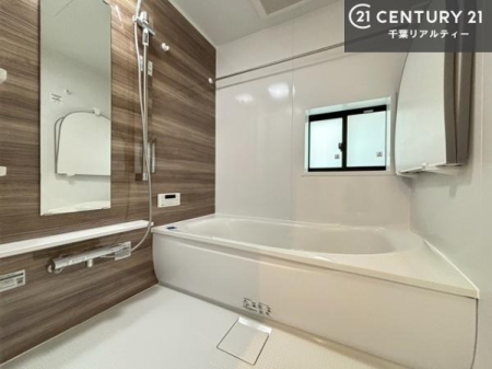 ���� �������������l�̕��͋C�̃o�X���[���́A�����o�Ă��ăo�X�^�C�����[���I
���d���撣���Ă��邲�J���ɂ��D�݂̓����̓����܂����āA�y����ł݂Ă͂������ł��傤���H