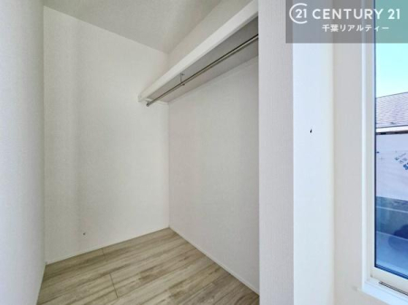 ���[ �����Ղ�̎��[�X�y�[�X�ŁA��炵���������萮���Z�܂��B�Ƒ��̉ו������ꂢ�ɕЕt���A���������K�ɉ߂����܂��B