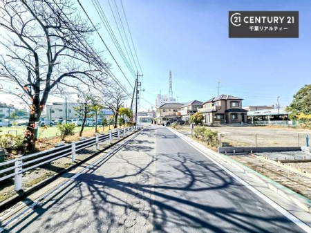 �O�ʓ��H�܂ތ��n�ʐ^ ���ӊ���A���q�l�̂���]�ɍ������������ꏏ�ɂ��ē���v���܂��B�Z��[���A�h�o�C�U�[�ɂ�邲���k������܂��B���Ђ͂��₢���킹�ɑ��Ή����܂��I���҂������܂���I