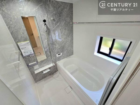 ���� �������������l�̕��͋C�̃o�X���[���́A�V�b�N�ȃf�U�C���Ńo�X�^�C�����[���I
���d���撣���Ă��邲�J���ɂ��D�݂̓����̓����܂����āA�y����ł݂Ă͂������ł��傤���H