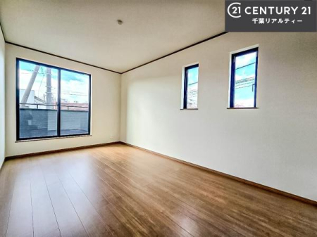 �m�� 2�ʍ̌����m�ۂ������邢�����́A���ʂ����ǂ��A���邭��ϋ��S�n�̗ǂ���ԂƂȂ��Ă���܂��B�����b�N�X���ĉ߂�����S�n�̗ǂ��������ł��I���̖ڊo�߂��X�b�L�����܂��ˁI