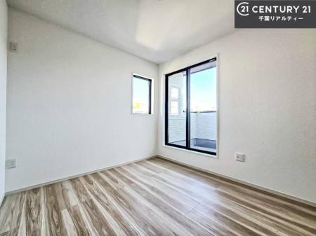 �m�� 2�ʍ̌����m�ۂ������邢�����́A���ʂ����ǂ��A���邭��ϋ��S�n�̗ǂ���ԂƂȂ��Ă���܂��B�����b�N�X���ĉ߂�����S�n�̗ǂ��������ł��I���̖ڊo�߂��X�b�L�����܂��ˁI