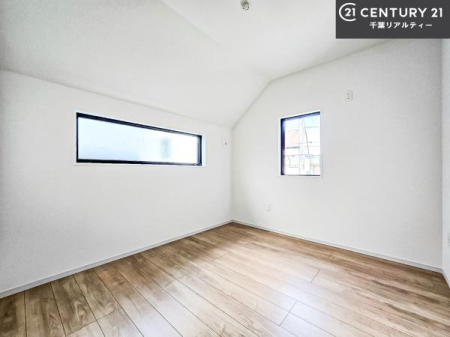 �q������ �|���o�������Ȃ��������́A���q�l�̂������Ƃ��Ă����S�ł��I
���[�X�y�[�X���[�����Ă���̂ŎU�炩�������������T�b�ƕЕt�����܂��I