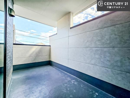 �o���R�j�[ �z������ǍD�ȃo���R�j�[�ł��I���ꂽ���ɂ͐�������n����J���I�Ȏ��Ԃ��y���߂܂��B
