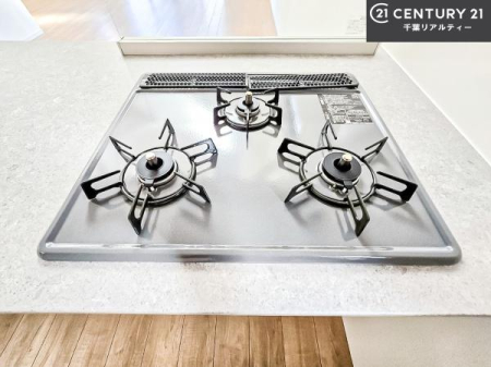 �L�b�`�� �R�����͎O������̂ł������̓����i�s���ł��܂��B
�������O�����t���ł��B�����X�y�[�X���L�X���Ă���׍�Ƃ����₷���I�g�����肪�ǂ��V�X�e���L�b�`���ł��I