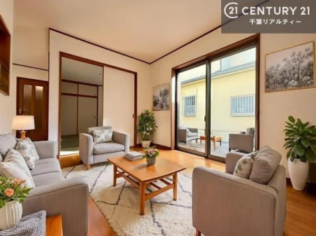 ���r���O �Ƌ��CG�p�[�X�ł��B�D�����z���܂肪���r���O����ł���ċ��S�n�̗ǂ���Ԃ����o���Ă���܂��I
���났�̎��Ԃ��߂����܂��I