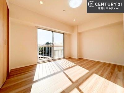 �Q�� �o���R�j�[�ɖʂ����m���B�D���������������ޗm���́A���̖ڊo�߂��C�������ǂ������ł��ˁB���������Ԃ��������Ɖ߂������Ƃ��ł��܂��B