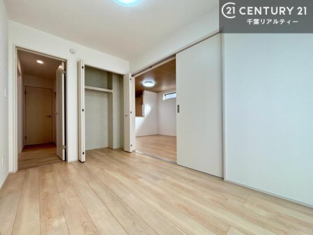 ���[ ���[�X�y�[�X�[�����Ă��܂��I�}�Ȃ��q�l�����q���Ă��U�炩�������������T�b�ƕЕt�����܂��I�������̃X�y�[�X�����܂��Ƃ肠�邨���������o���邱�Ƃ��o���܂��I