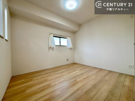 �q������ �|���o�������Ȃ��������́A���q�l�̂������Ƃ��Ă����S�ł��I
���[�X�y�[�X���[�����Ă���̂ŎU�炩�������������T�b�ƕЕt�����܂��I