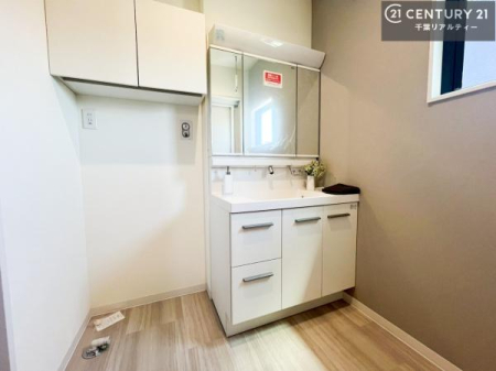 ���ʑ�E���ʏ� �g�Ȃ�𐮂�����ʏ��́A���������厖�ł��I������̐������̂��镵�͋C�����o�I�C�����悭���g�����������܂��B