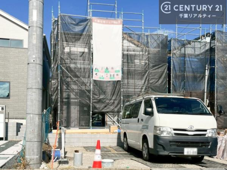 ���̑����n ���݌��z���B������͖��邭�J���I�ȃ��r���O��ŐV�ݔ��̃L�b�`���Ȃǉ��K�ȋ�Ԃ��L����܂��B�����������炱���g�V������炵�h�ւ̊��҂����܂�Z�܂��B�����������Ȃ����z���̗l�q���K���ł��B