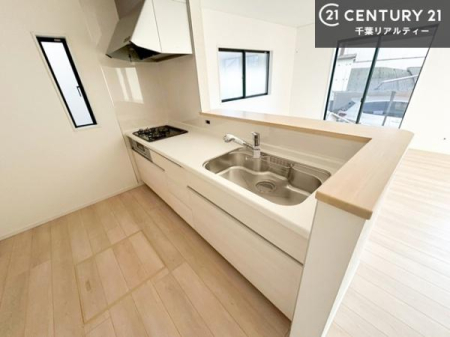 �L�b�`�� ���[�X�y�[�X���L�x�ŁA�����X�y�[�X���X�b�L���ƕЕt���Ђ�`�����p�ł��܂��I
���K�ɍ�Ƃ��ł��܂��I�����̗���������܂��I