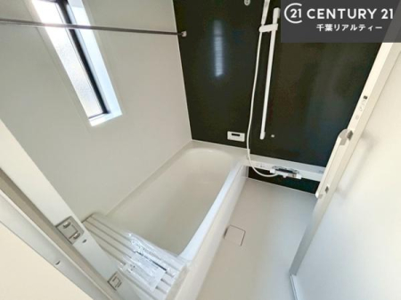 ���� �L�X�o�X�ň���̔������t���b�V���B�����L�΂���̂ŁA�����ɂ��������ƐZ����܂��ˁI�����̃o�X�^�C�����y���݂ɂȂ�܂��B