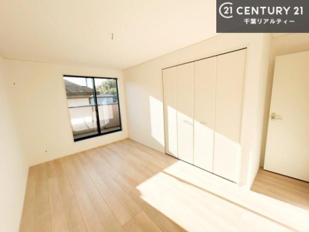 �m�� �o���R�j�[�ɖʂ��Ă���m���ł��B���邭�����肪����A���C����������ł��܂��I���N���āA�O�ɏo�Ĕw�L�т����[�ċz�����ǂ������}������邱�Ƃ��ł��܂��B