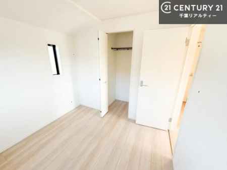 ���[ �����Ղ�̎��[�X�y�[�X�ŁA��炵���������萮���Z�܂��B�Ƒ��̉ו������ꂢ�ɕЕt���A���������K�ɉ߂����܂��B