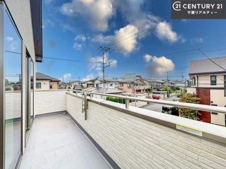 �Z�˂���̒��]�ʐ^ ������������Z��X�ł��I���͂ɂ͍����������Ȃ��A�󂪍L���J����������A�z�������傫���Ղ��邱�Ƃ�����܂���I�C�����̗ǂ������ʂ蔲����X���݂ł��I