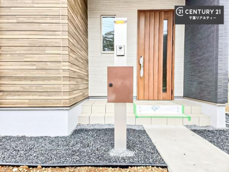 ���̑����n �����T���̂������E���v�]�E������ȂǁA���Ȃ�ƕ��ЃX�^�b�t�܂ł��\���t�����������I�s���Y�Ɋւ��邱�ƂȂ�A�ǂ̂悤�Ȃ��Ƃł����S���ӑΉ������Ē����܂��B