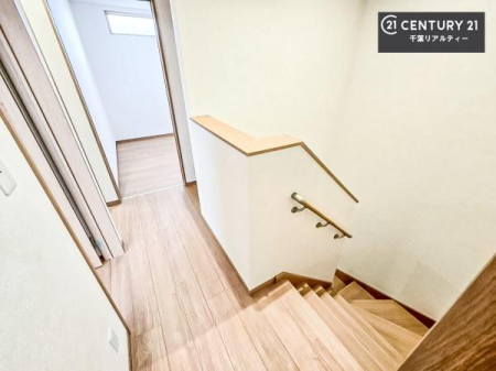 ���̑����� �K�i�͖��邭�萠������Ă��܂��B���q�l�₲�N�z�̕������S���Ă����p�����܂��ˁB