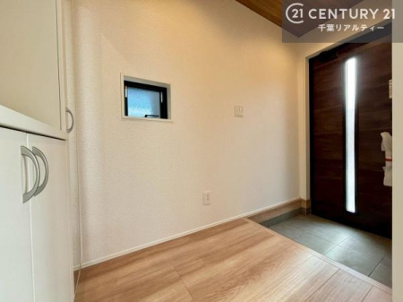 ���� ���֎��[���[�����Ă���̂ŁA���֎��肪�X�b�L���Еt�����q���ɌC�̒u����ɍ���܂���I