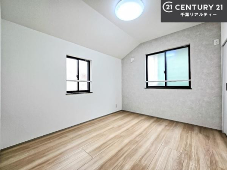 �q������ �|���o�������Ȃ��������́A���q�l�̂������Ƃ��Ă����S�ł��I
���[�X�y�[�X���[�����Ă���̂ŎU�炩�������������T�b�ƕЕt�����܂��I