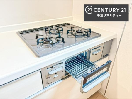 �L�b�`�� �R�����͎O������̂ł������̓����i�s���ł��܂��B
�������O�����t���ł��B�����X�y�[�X���L�X���Ă���׍�Ƃ����₷���I�g�����肪�ǂ��V�X�e���L�b�`���ł��I