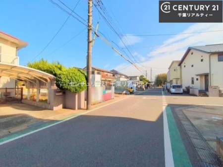 �O�ʓ��H�܂ތ��n�ʐ^ �O�ʓ��H��5.9���I�z����ǍD�ȗ��n�ł��B
�Ԍɓ��ꂪ���ȕ������S�ł��ˁB