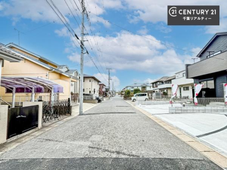 �O�ʓ��H�܂ތ��n�ʐ^ ���ӊ���A���q�l�̂���]�ɍ������������ꏏ�ɂ��ē���v���܂��B�Z��[���A�h�o�C�U�[�ɂ�邲���k������܂��B���Ђ͂��₢���킹�ɑ��Ή����܂��I���҂������܂���I