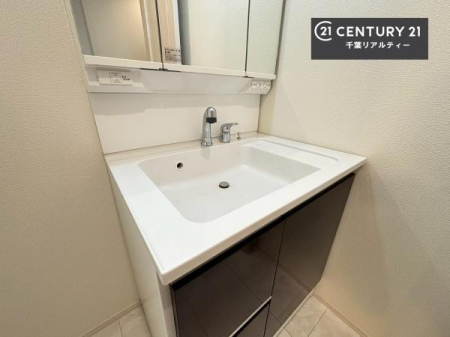 ���ʑ�E���ʏ� �[�����ʑ�{�E���́A�������˂ɂ����̂ł�����ꂪ�y�X�I���������ۂĂ܂��I
�L���C�Ȑ��ʏ��Ŏ��������̃��`�x�[�V�������オ��܂��ˁI