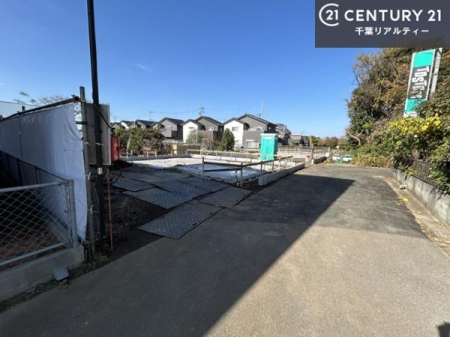 �O�ʓ��H�܂ތ��n�ʐ^ ���ӊ���A���q�l�̂���]�ɍ������������ꏏ�ɂ��ē���v���܂��B�Z��[���A�h�o�C�U�[�ɂ�邲���k������܂��B���Ђ͂��₢���킹�ɑ��Ή����܂��I���҂������܂���I