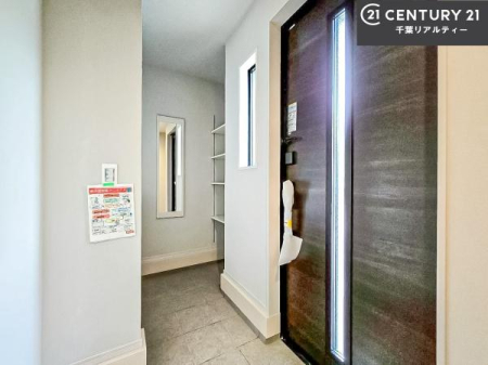 ���� ���ċA���Ă��Ă��A�������܁I�����������Ȃ�A�D�����}������Ă�����ԂɂȂ��Ă��܂��B
���邭��������錺�ւł��I