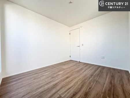 ���r���O�ȊO�̋��� ���邭���ʂ��̗ǂ������ł��B�u�V���v���v�Ƀf�U�C�����ꂽ�����B���R�x�������̂ŉƋ�⃌�C�A�E�g�ł��D�݂̋�Ԃ�n��グ���܂��B