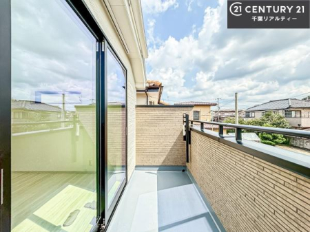 �o���R�j�[ �z������ǍD�ȃo���R�j�[�ł��I���ꂽ���ɂ͐�������n����J���I�Ȏ��Ԃ��y���߂܂��B
